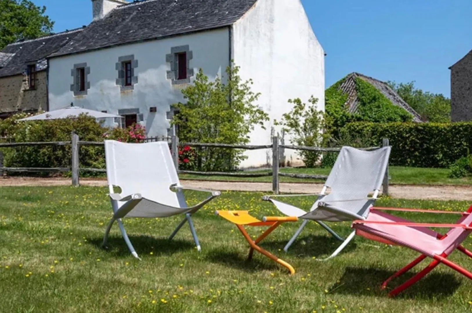 Domaine De Linguinou Piscine Et Spa Commana